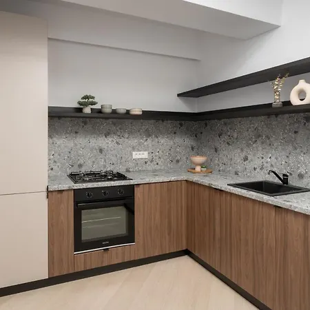 North By Urbanesq Cortina F Apartment