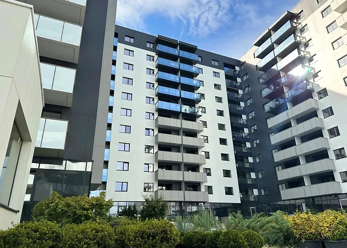 North By Urbanesq Cortina F *